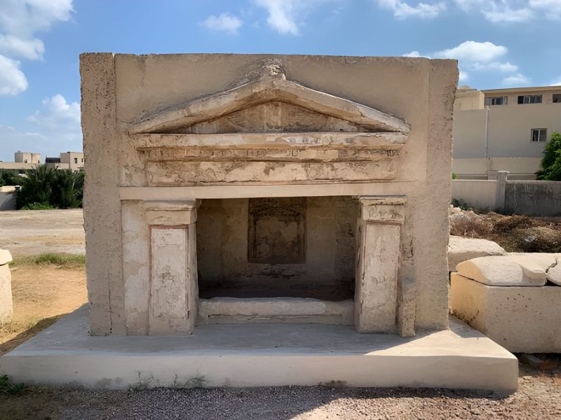 Las Catacumbas De Kom El Shokafa