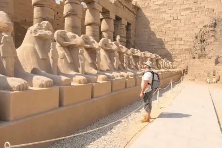 Tour a Luxor: Rive Orientali e Occidentali in un Giorno
