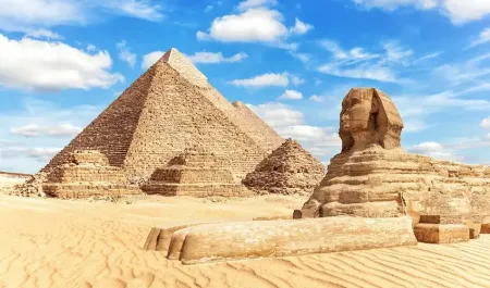 Tour zu den Pyramiden von Gizeh und Sakkara vom Hafen von Alexandria