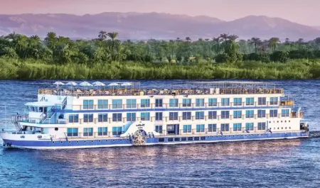 Tour de 5 Días en Crucero por el Nilo en Semana Santa