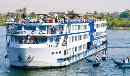 Croisière sur le Nil au lever du soleil à Semi Ramis