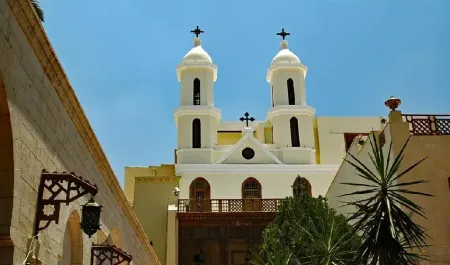 l'église suspendue 