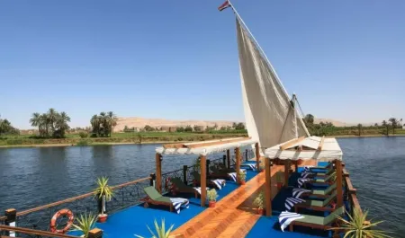 Croisière sur le Nil à bord du Merit Dahabiya 