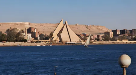 How Use Public Ferries The Nile